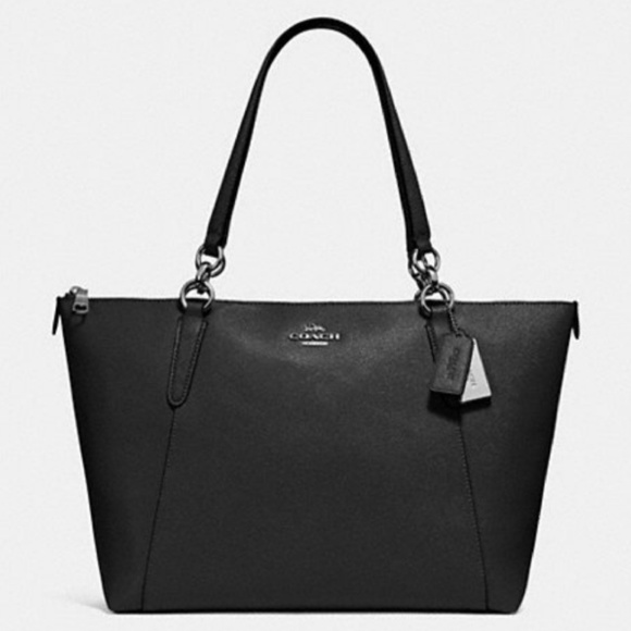 Coach Handbags - NWT 🖤 AUTHENTIC COACH PURSE 🖤